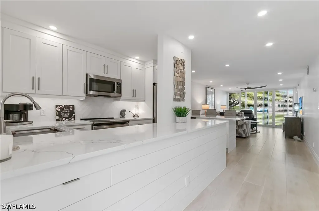 664 Broad Avenue S Naples FL 34102