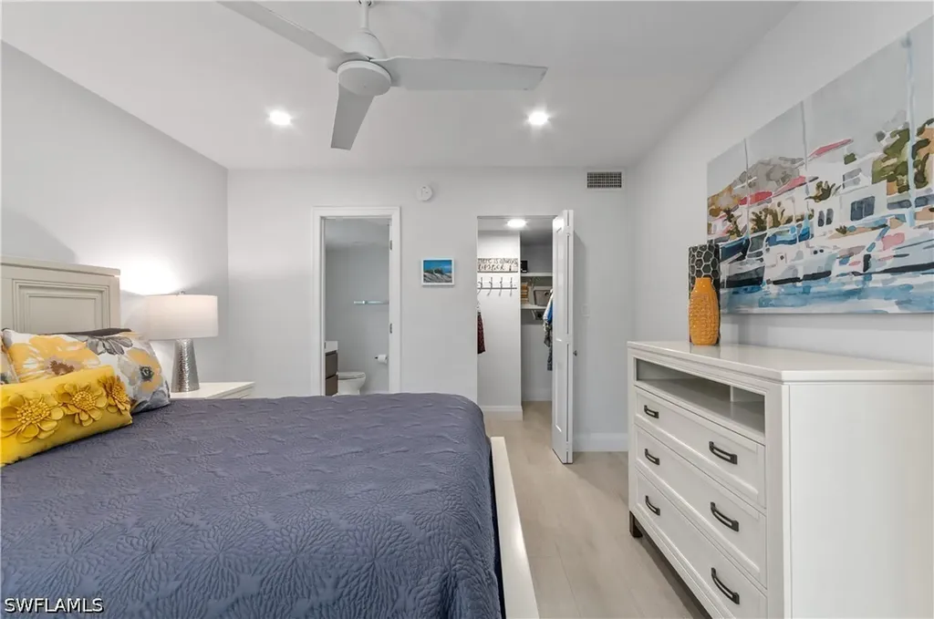 664 Broad Avenue S Naples FL 34102