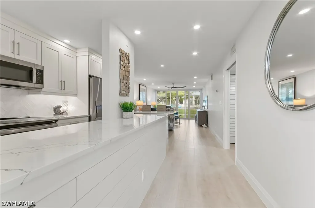 664 Broad Avenue S Naples FL 34102