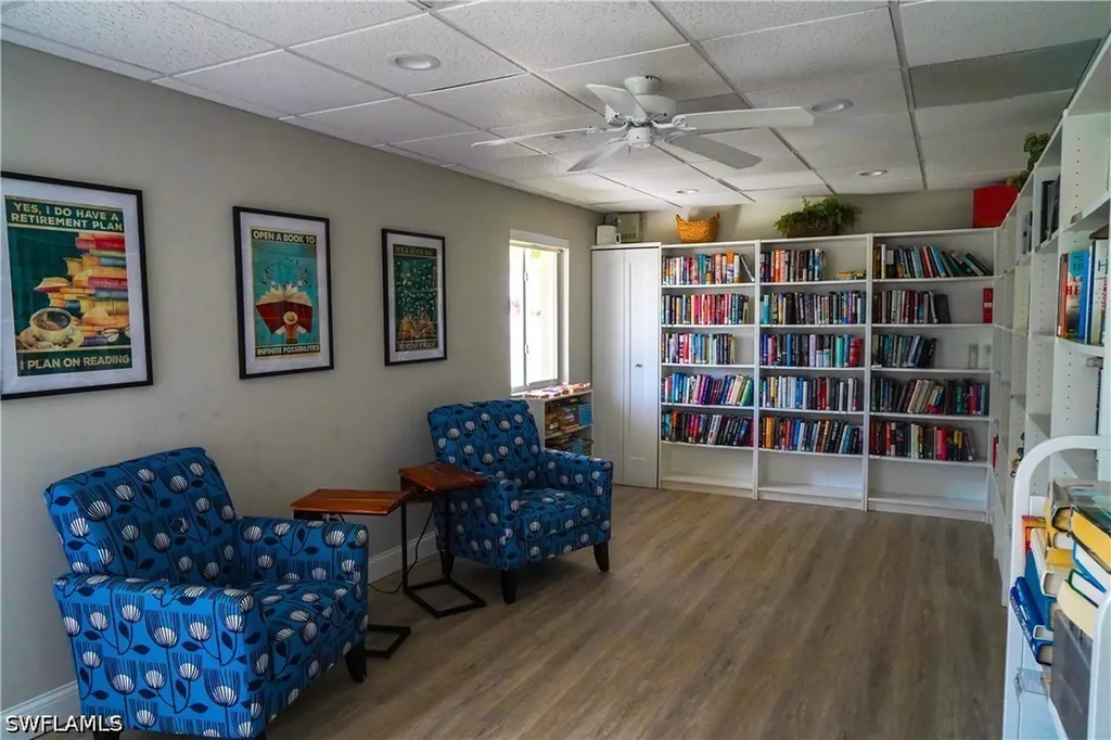 664 Broad Avenue S Naples FL 34102