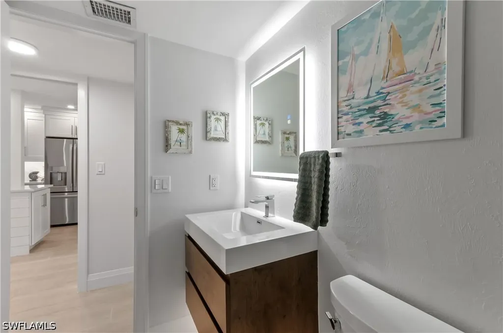 664 Broad Avenue S Naples FL 34102