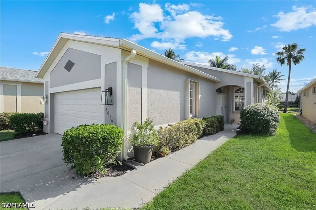 8616 Ibis Cove Circle Naples FL 34119