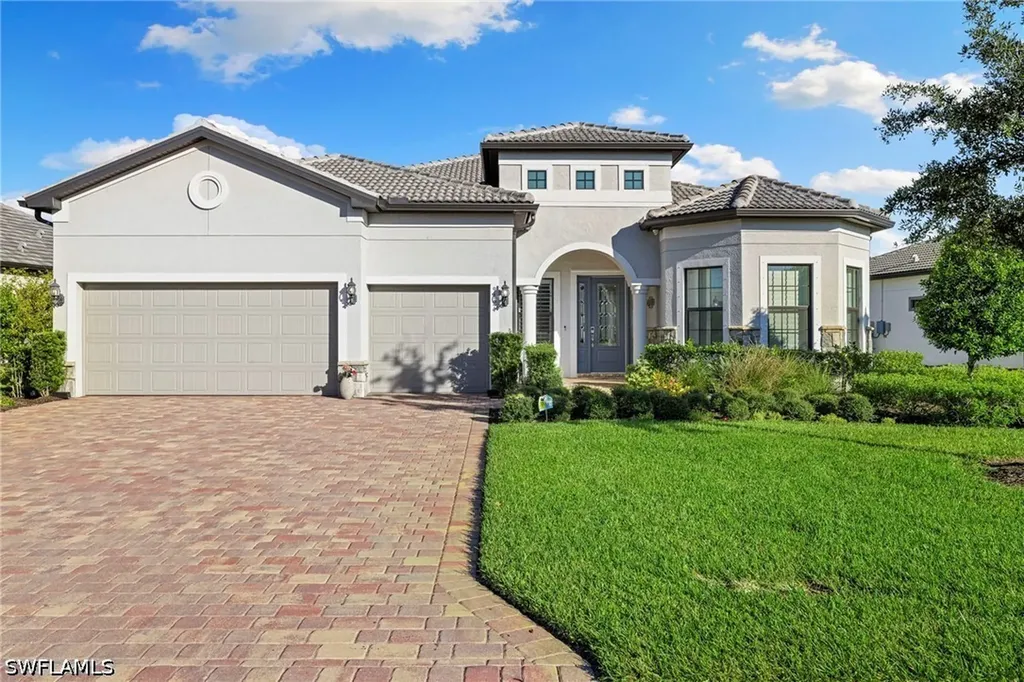 9124 Snowy Owl Way Naples FL 34120