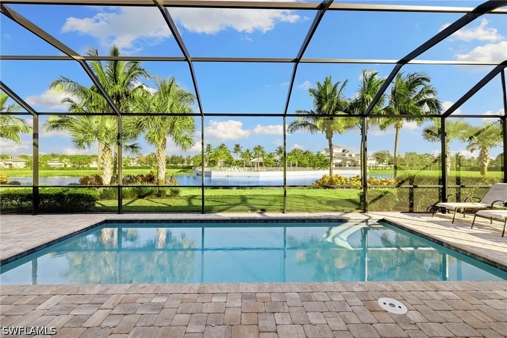 9124 Snowy Owl Way Naples FL 34120