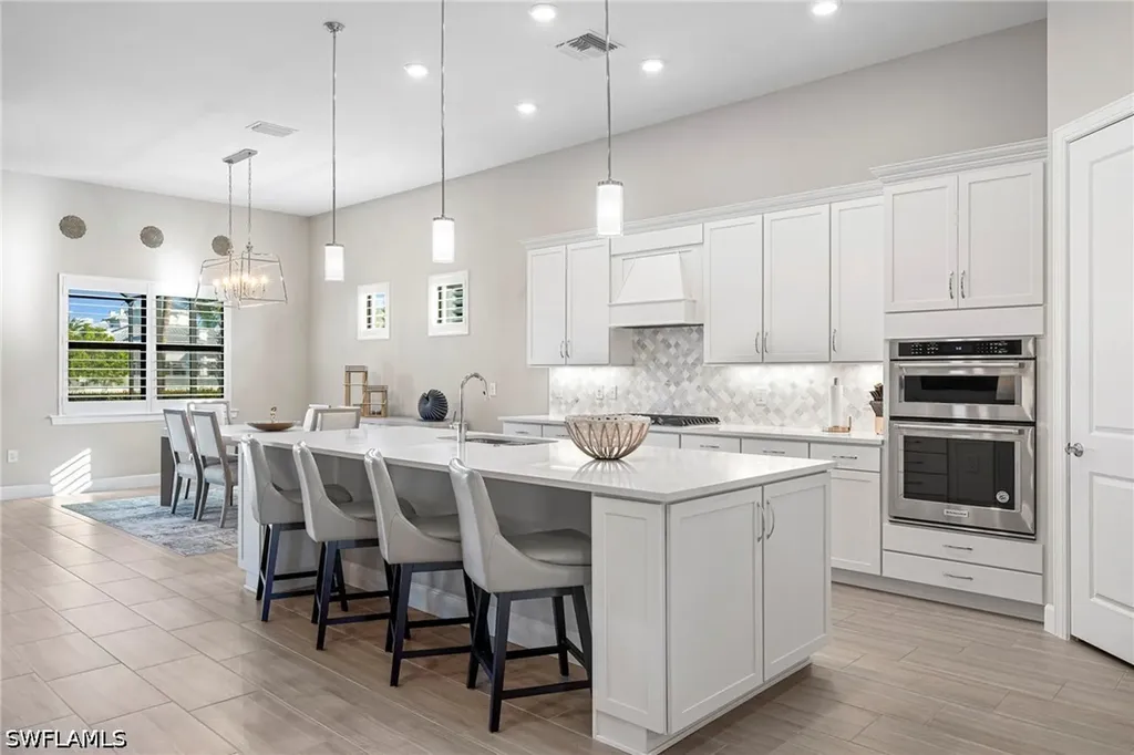 9124 Snowy Owl Way Naples FL 34120