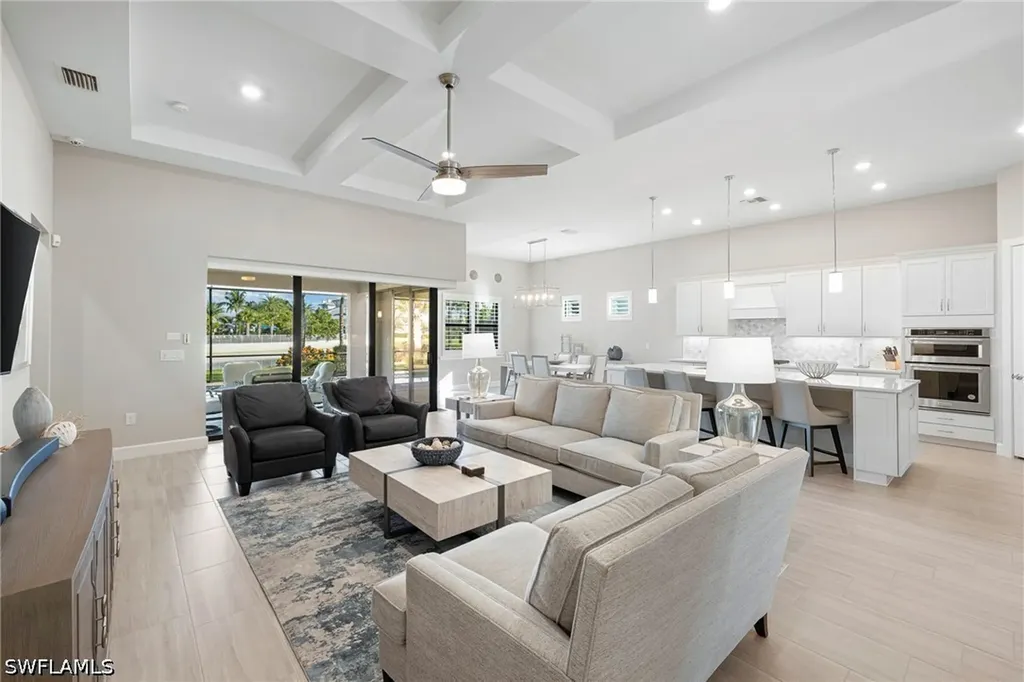 9124 Snowy Owl Way Naples FL 34120