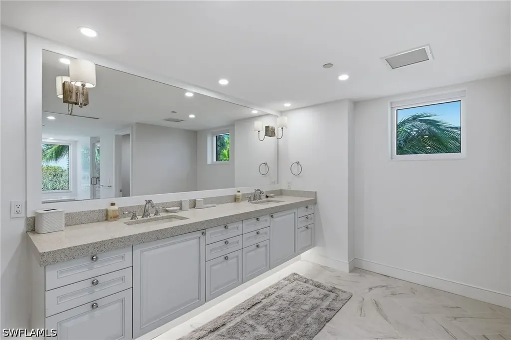 11125 Gulf Shore Boulevard Naples FL 34108