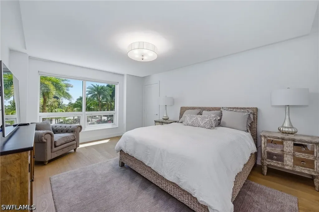 11125 Gulf Shore Boulevard Naples FL 34108