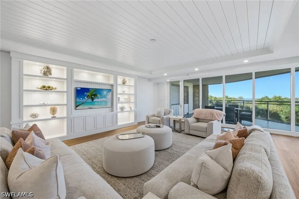 11125 Gulf Shore Boulevard Naples FL 34108