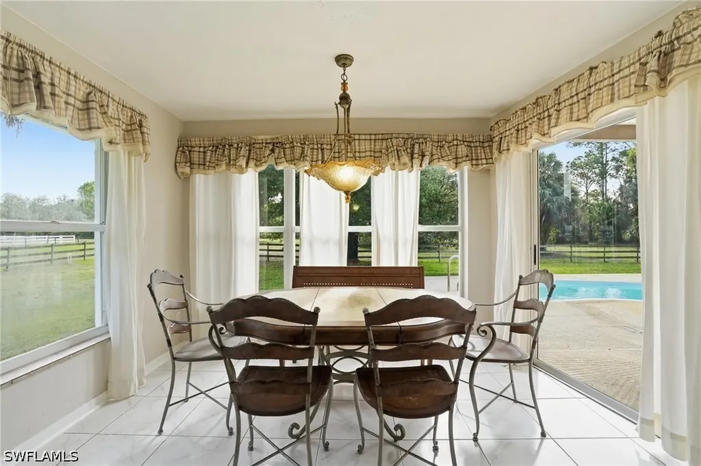 940 10th Street SE Naples FL 34117