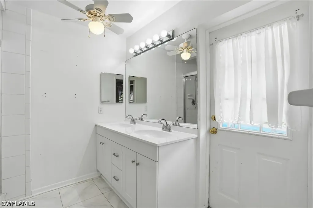 940 10th Street SE Naples FL 34117