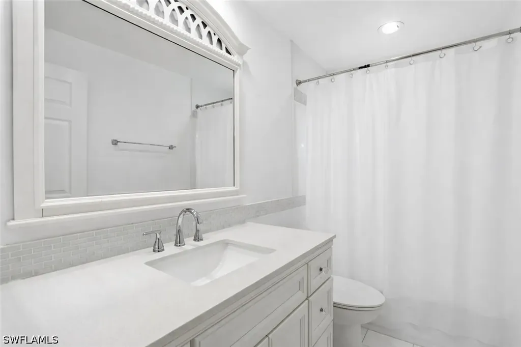 940 10th Street SE Naples FL 34117