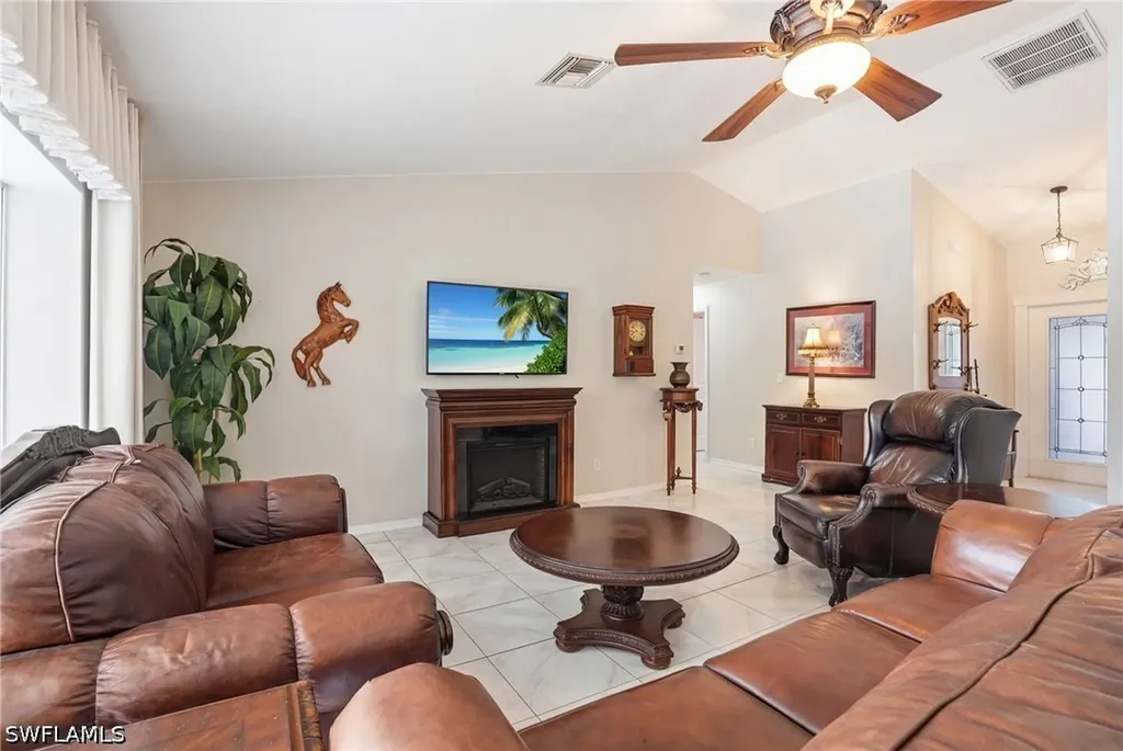 940 10th Street SE Naples FL 34117