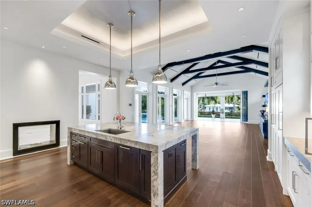 605 Galleon Drive Naples FL 34102