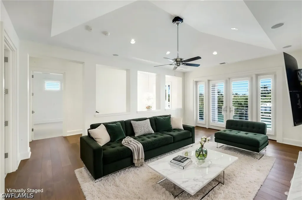 605 Galleon Drive Naples FL 34102