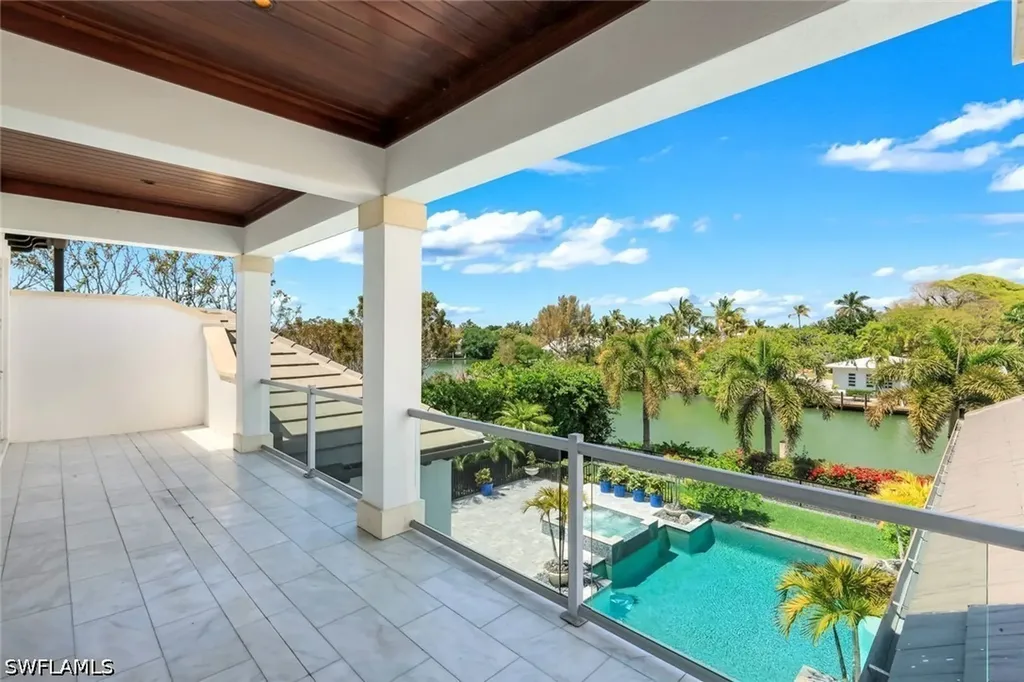 605 Galleon Drive Naples FL 34102