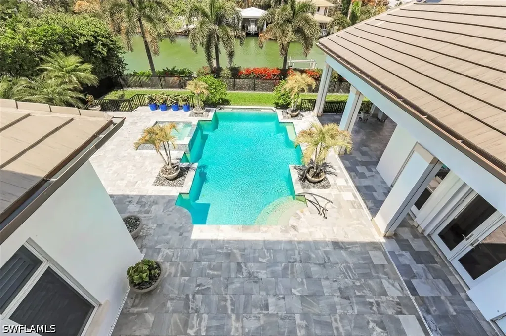 605 Galleon Drive Naples FL 34102