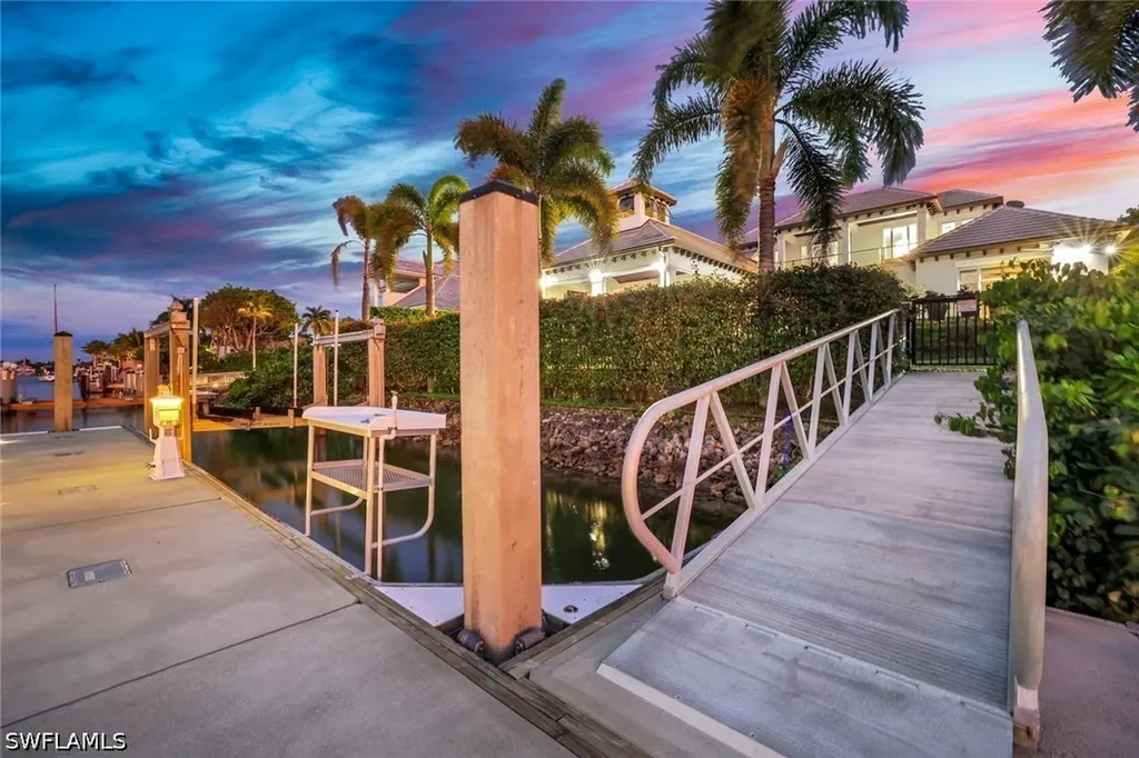 605 Galleon Drive Naples FL 34102