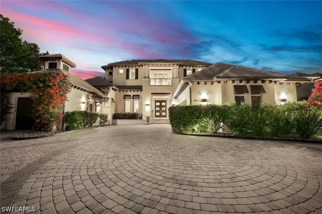 605 Galleon Drive Naples FL 34102