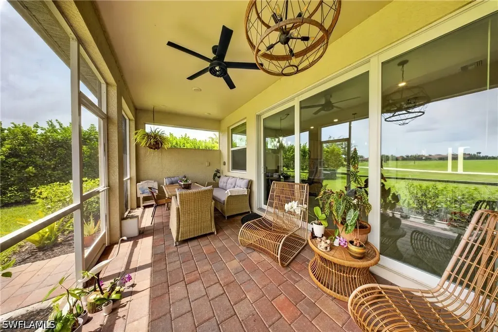 18698 Royal Hammock Boulevard Naples FL 34114