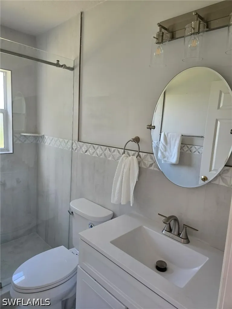 3885 52nd Avenue NE Naples FL 34120