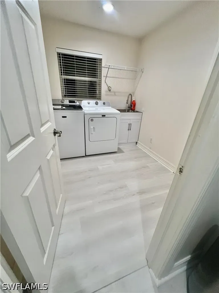 3885 52nd Avenue NE Naples FL 34120