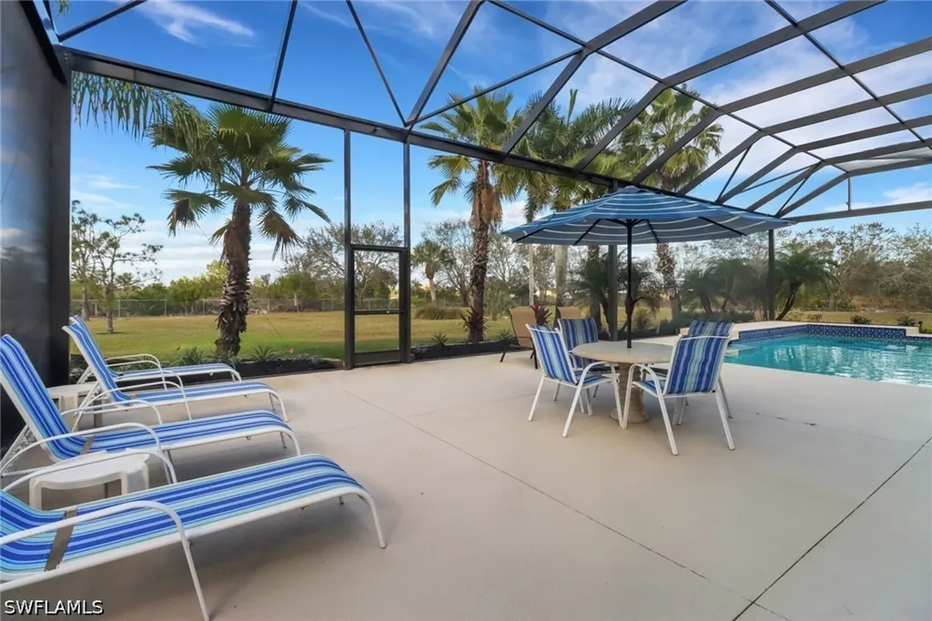 3885 52nd Avenue NE Naples FL 34120