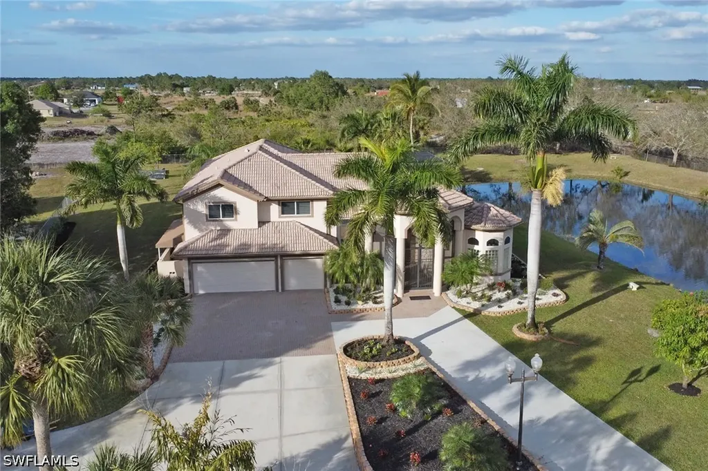 3885 52nd Avenue NE Naples FL 34120