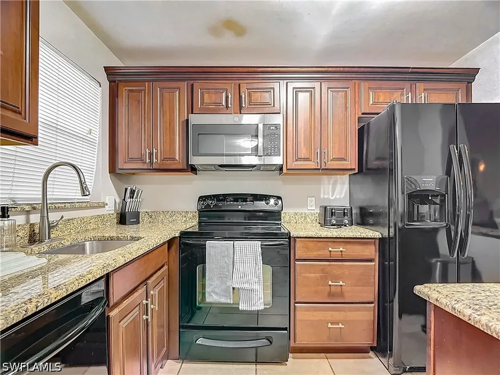 175 Turtle Lake Court Naples FL 34105