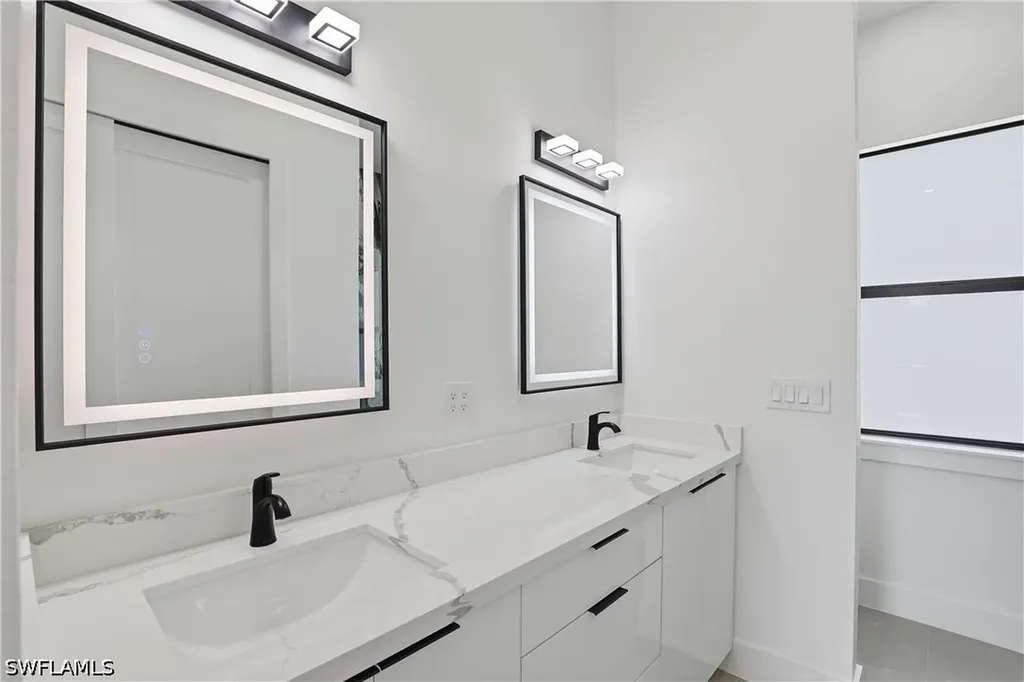 1124 Edelweiss Street E Lehigh Acres FL 33974