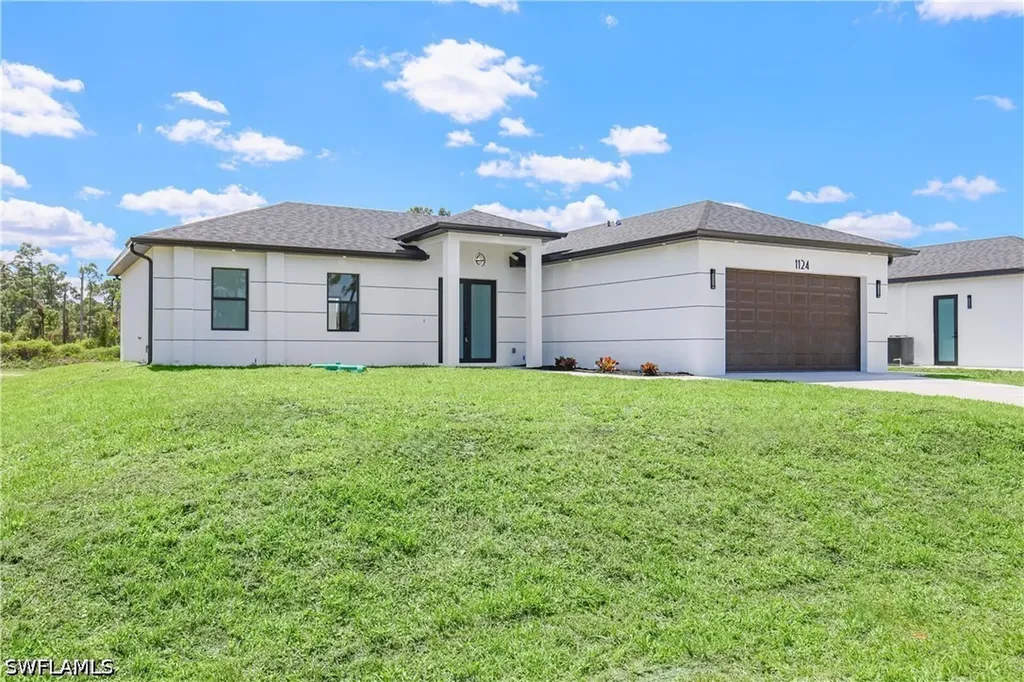 1124 Edelweiss Street E Lehigh Acres FL 33974