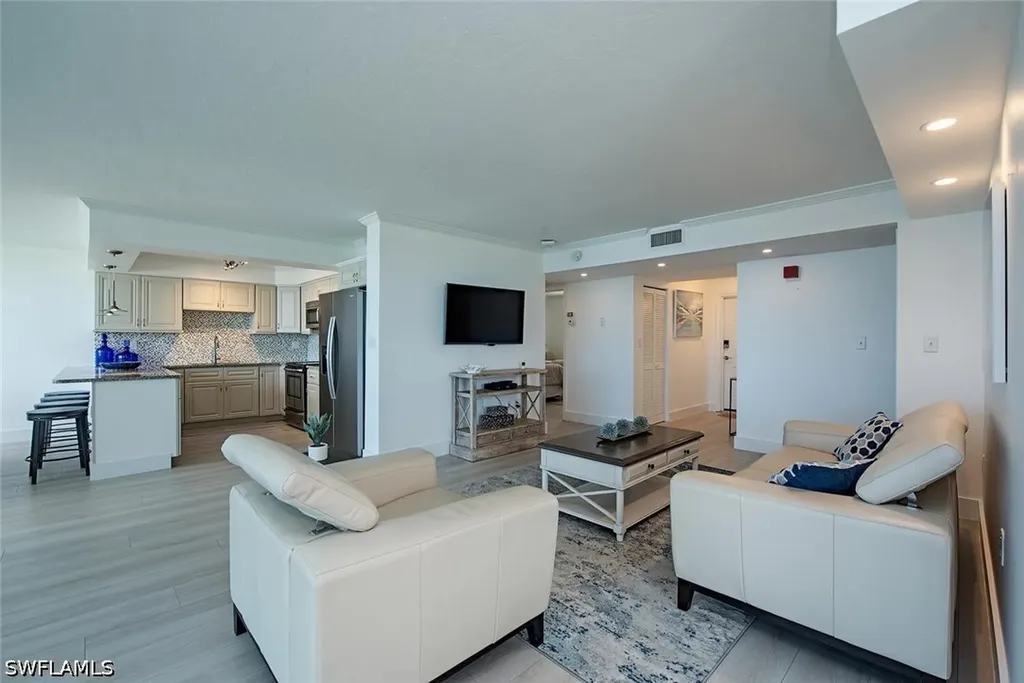 9375 Gulf Shore Drive Naples FL 34108