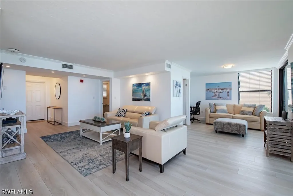 9375 Gulf Shore Drive Naples FL 34108