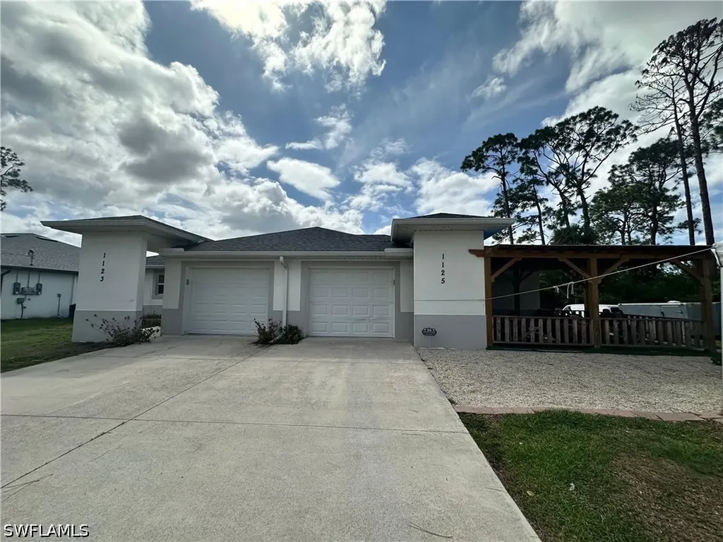1123-1125 Abrams Boulevard Lehigh Acres FL 33971