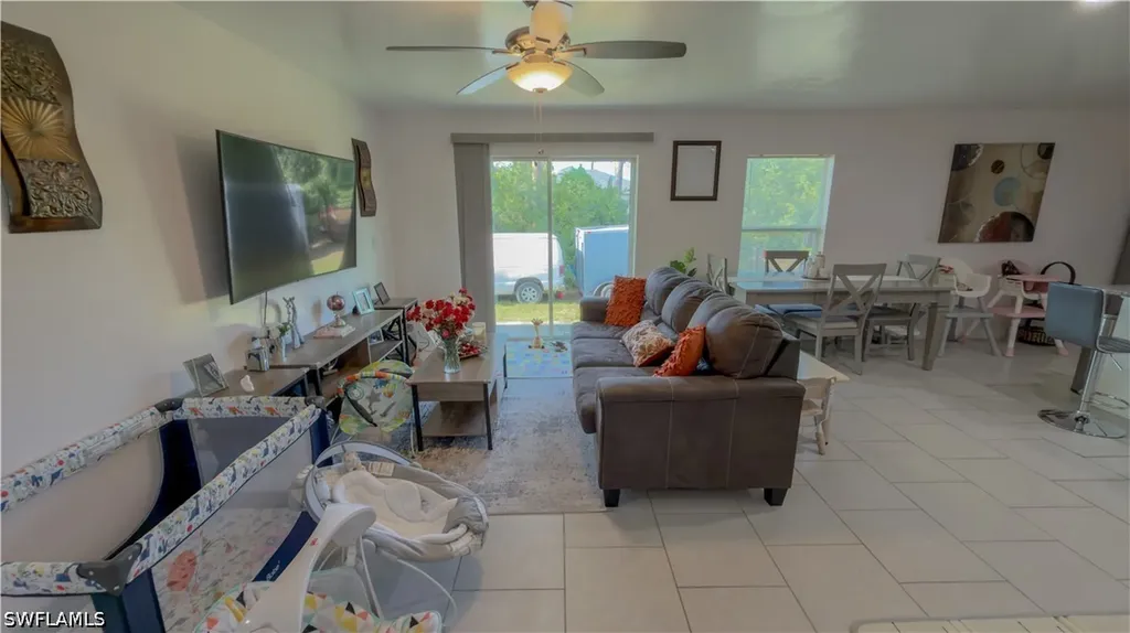 1123-1125 Abrams Boulevard Lehigh Acres FL 33971