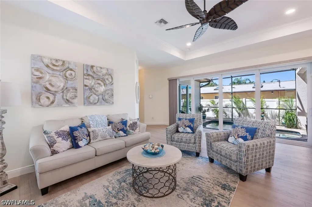 730 95th Avenue N Naples FL 34108