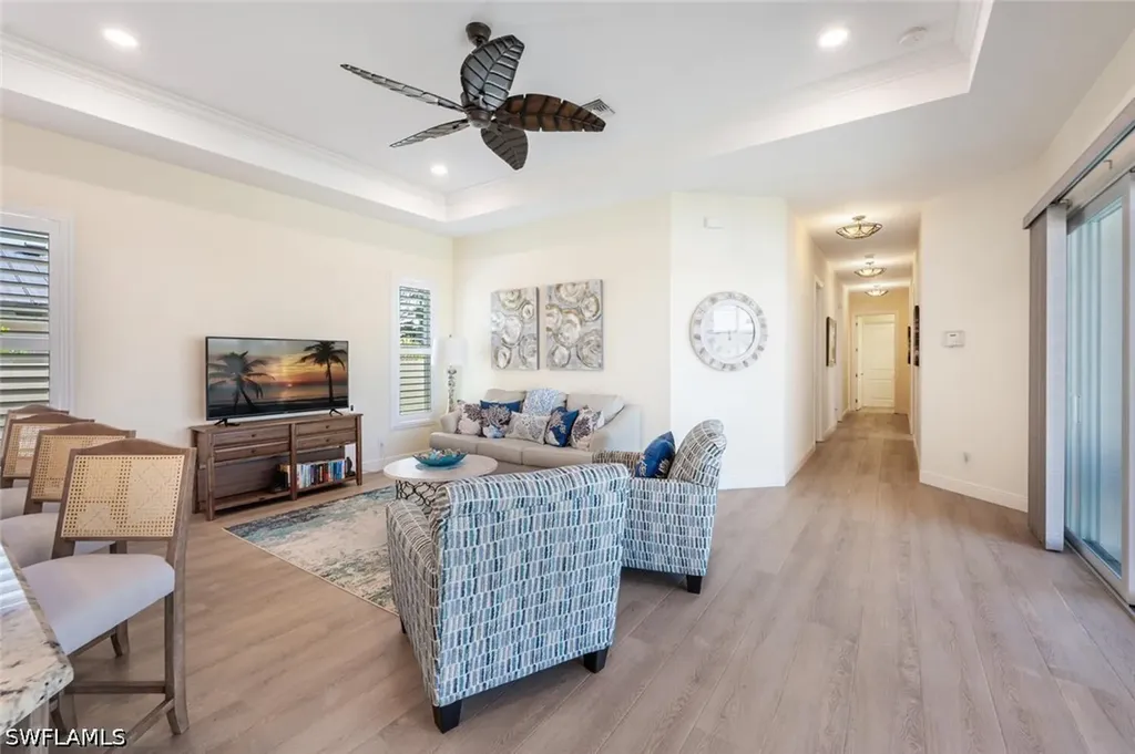 730 95th Avenue N Naples FL 34108