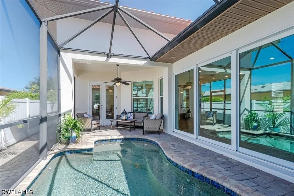 730 95th Avenue N Naples FL 34108