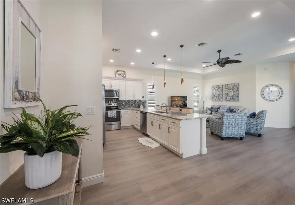 730 95th Avenue N Naples FL 34108