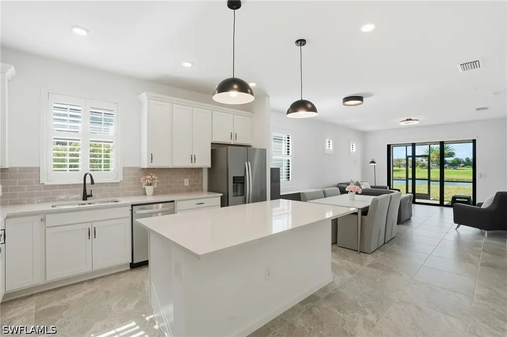 1645 Serena Avenue Naples FL 34120