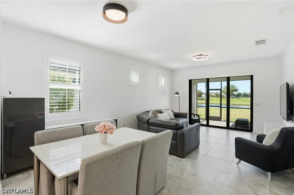 1645 Serena Avenue Naples FL 34120