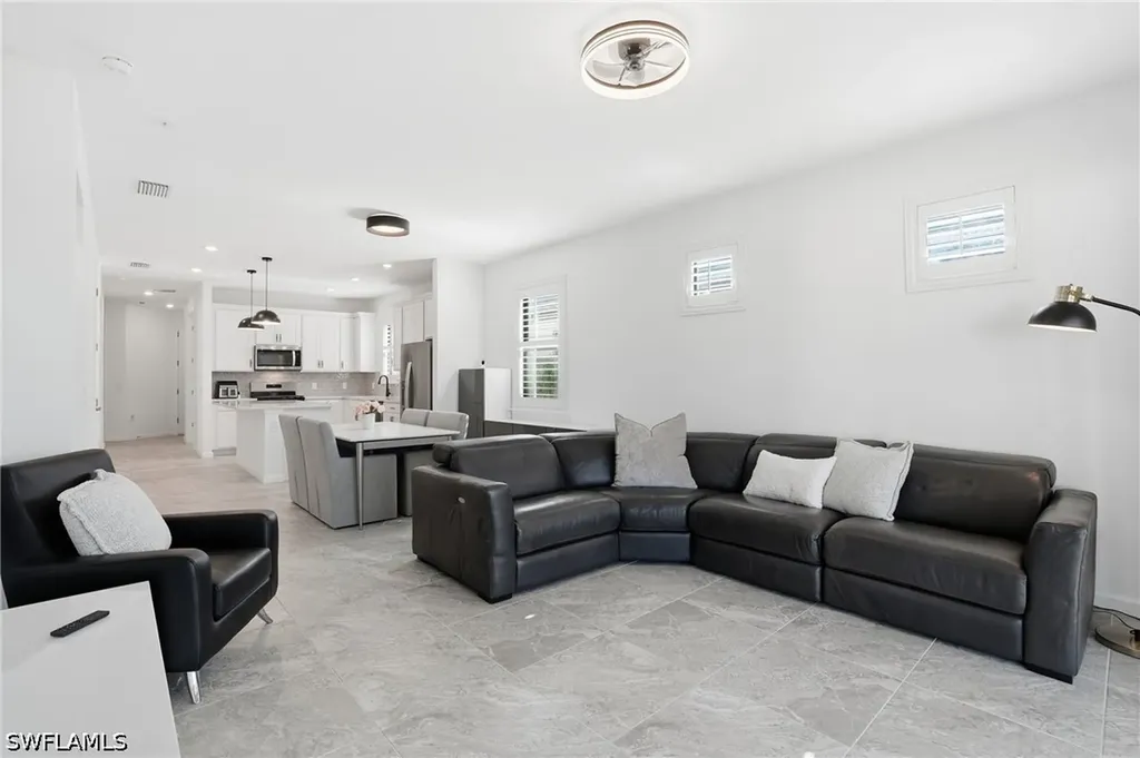 1645 Serena Avenue Naples FL 34120
