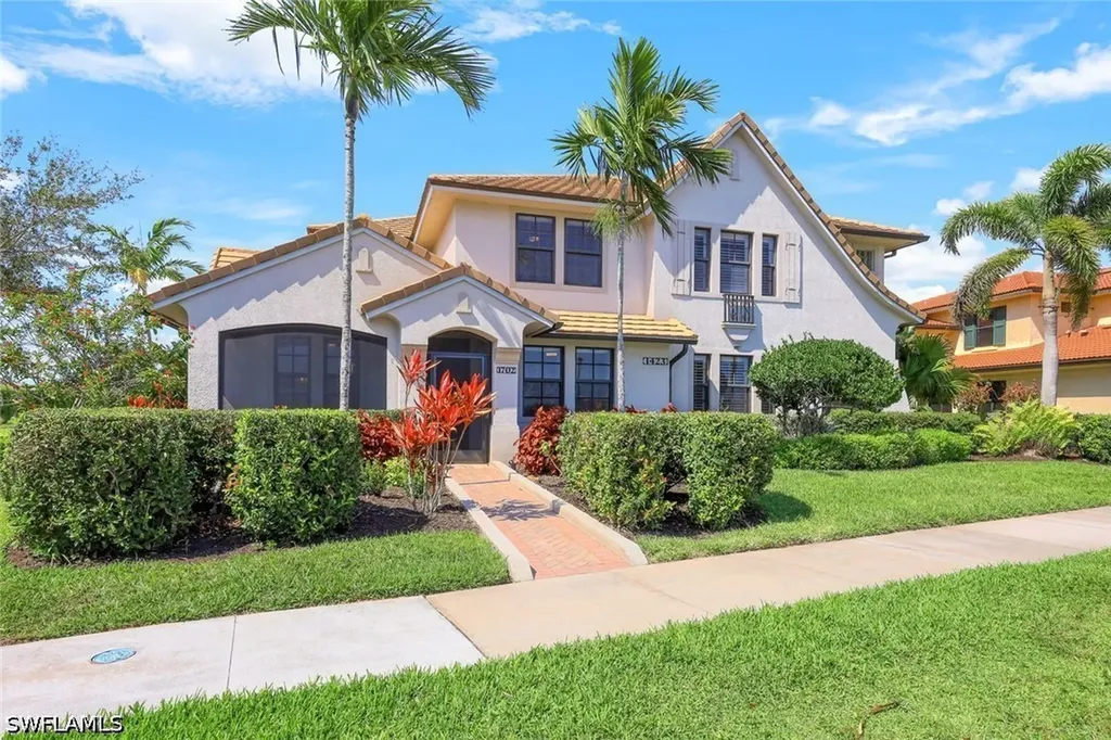 1423 Santiago Circle Naples FL 34113