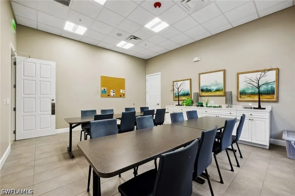 1423 Santiago Circle Naples FL 34113