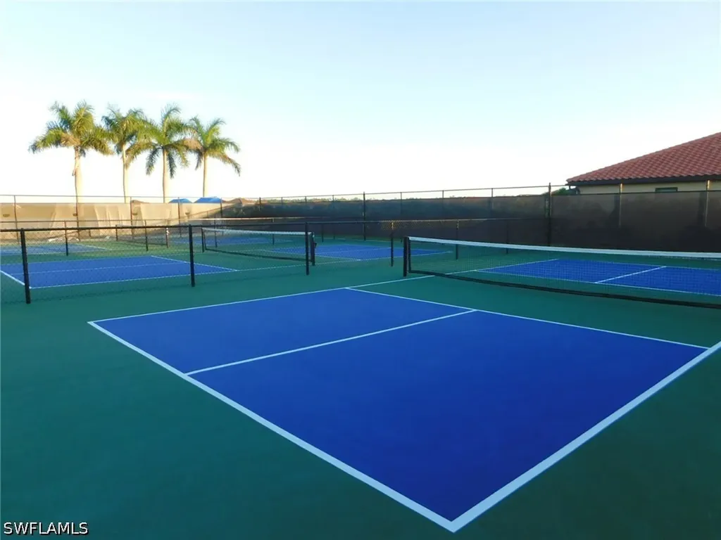 1423 Santiago Circle Naples FL 34113