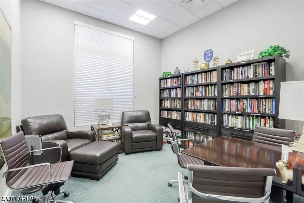 1423 Santiago Circle Naples FL 34113
