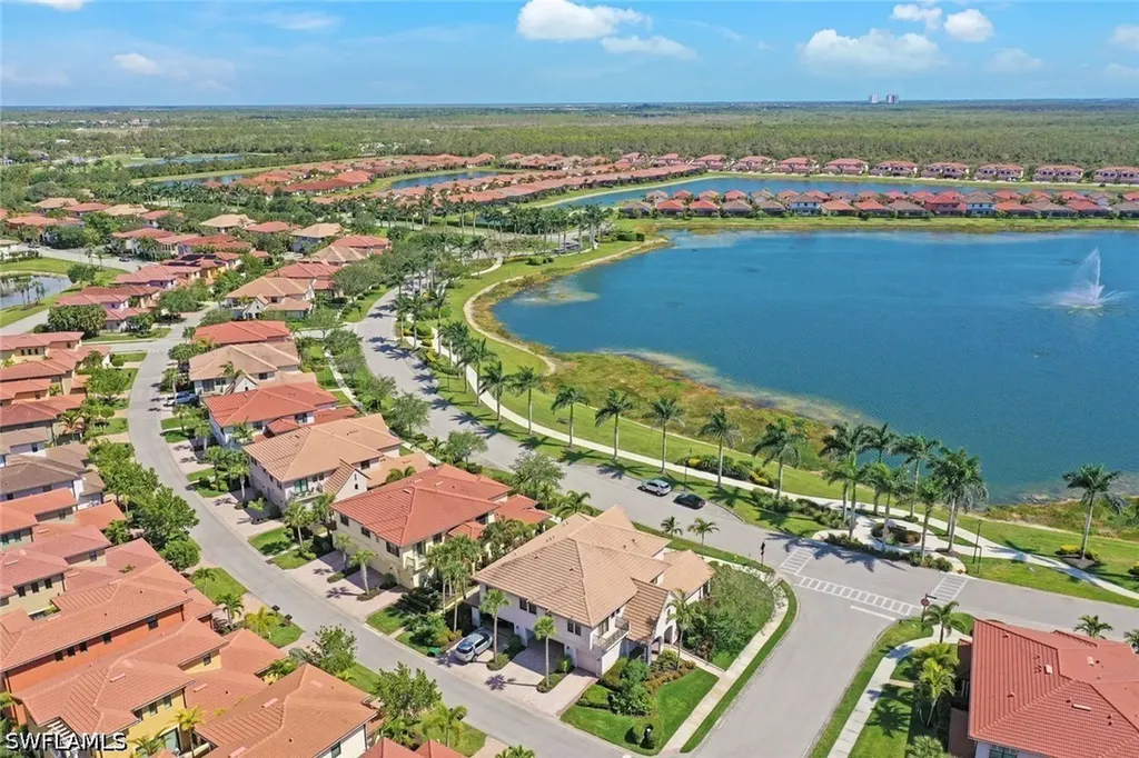 1423 Santiago Circle Naples FL 34113