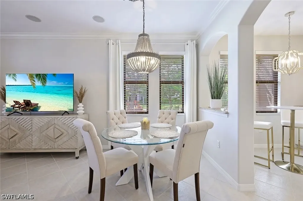 1423 Santiago Circle Naples FL 34113
