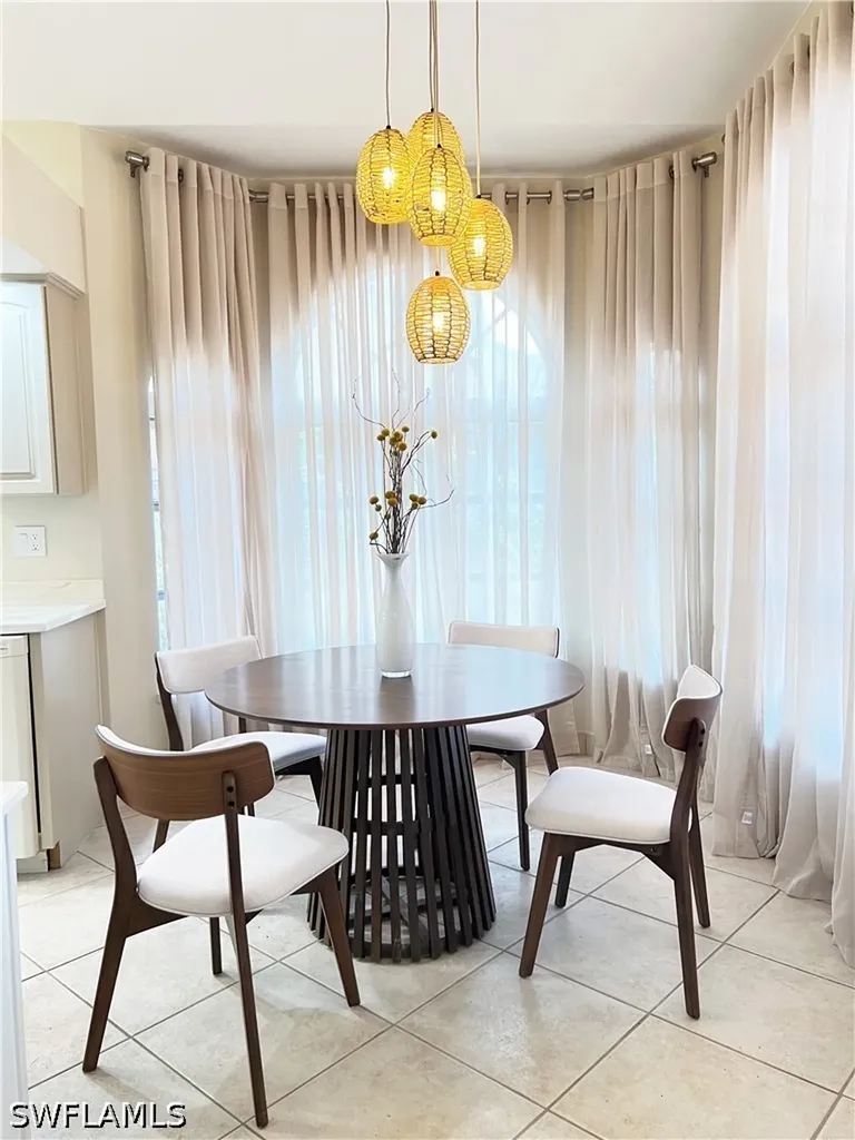 801 99th Avenue N Naples FL 34108