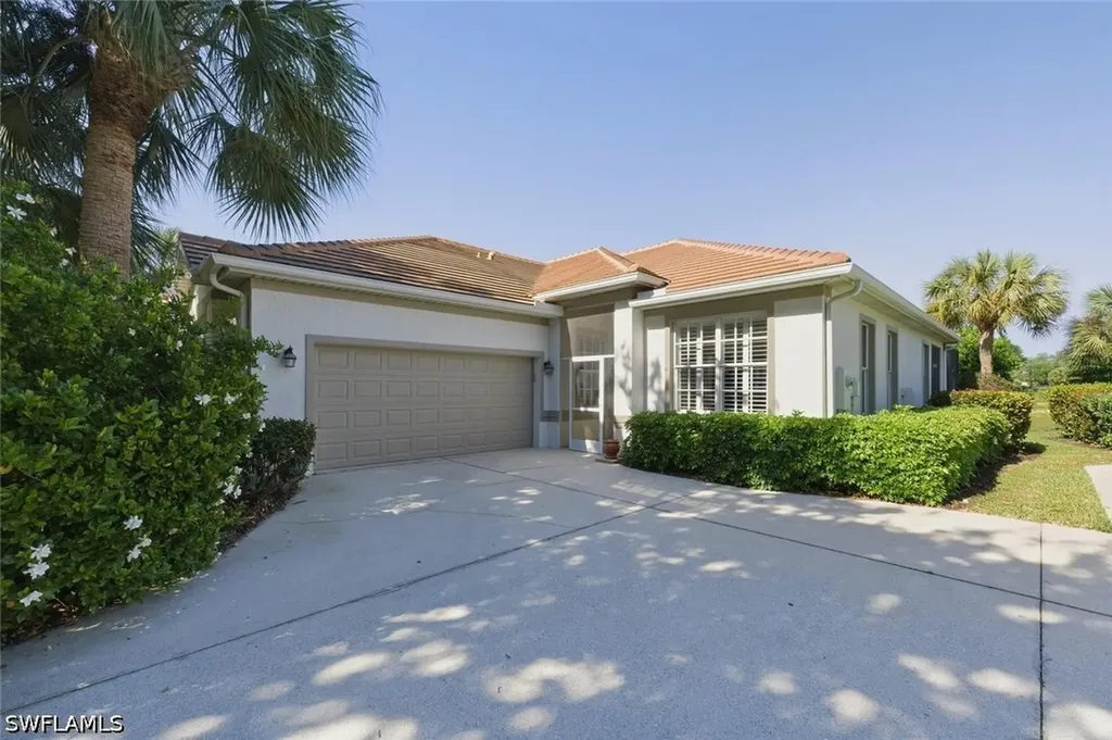 6786 Old Banyan Way Naples FL 34109